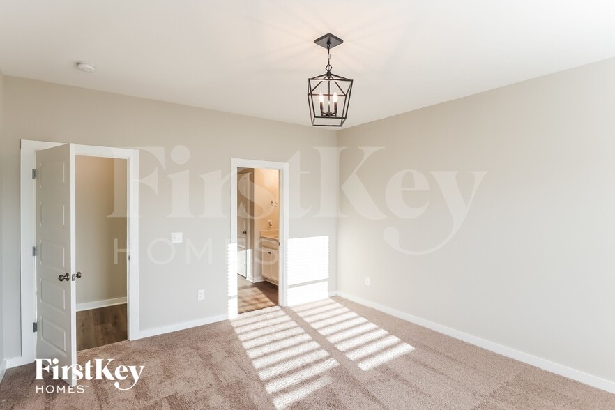 Building Photo - 71 Co Rd 1702