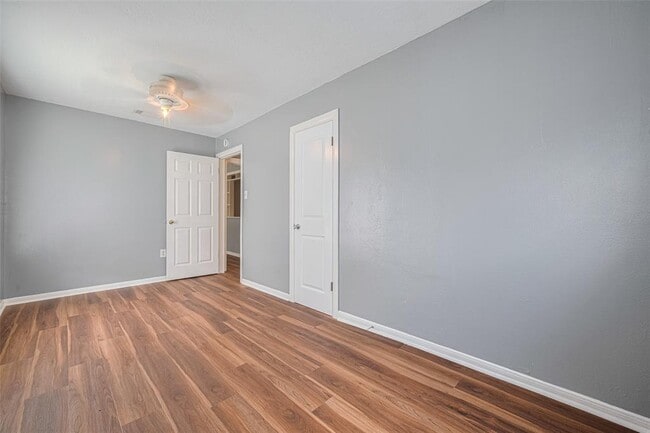 Building Photo - 6527 Kernel St