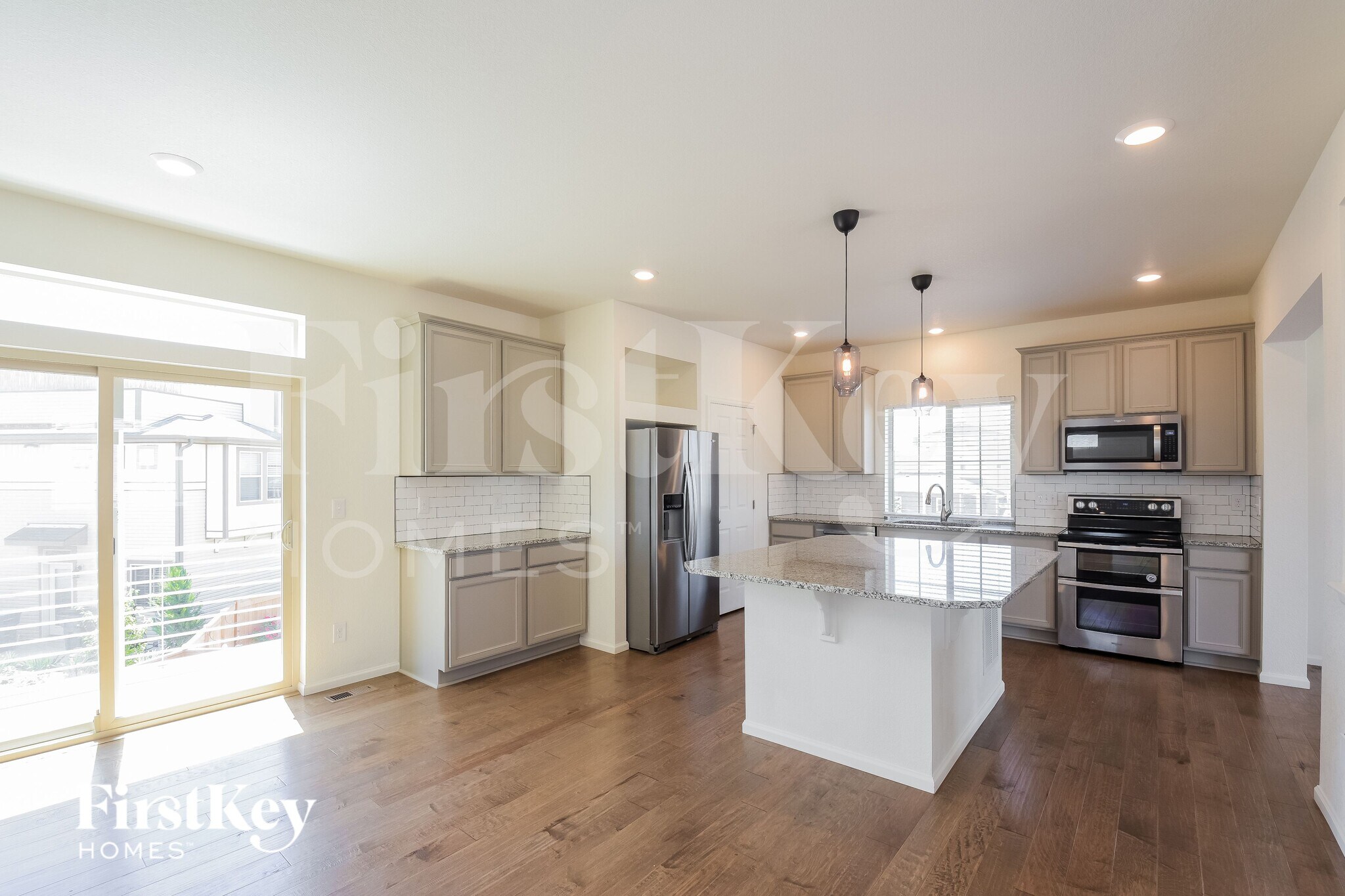 Building Photo - 10532 Truckee St