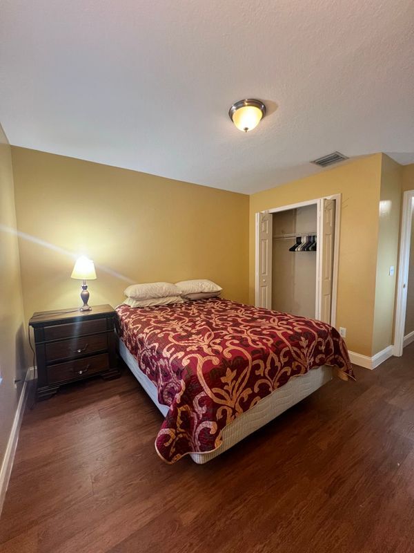 Building Photo - 10617 Shady Falls Ct