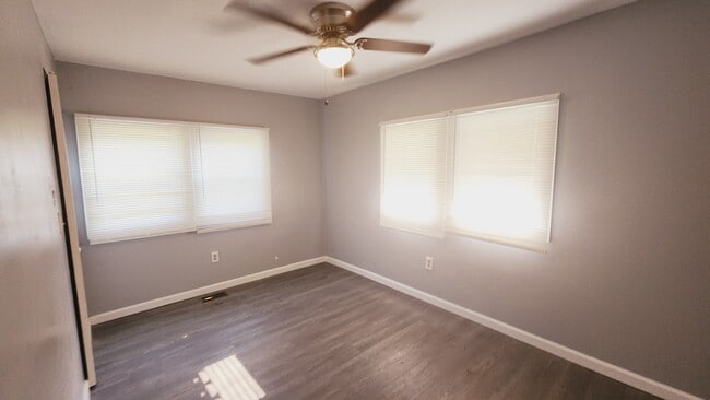 Building Photo - 2102 Adams Ave