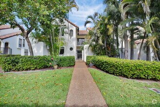 Building Photo - 7884 Seville Pl