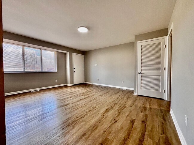 Building Photo - 3161-3163 Autumn Ridge Court