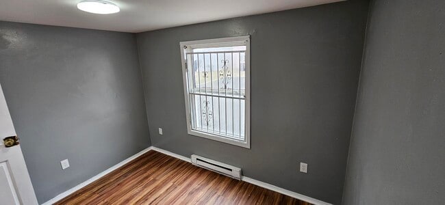Building Photo - 12 N 11th St