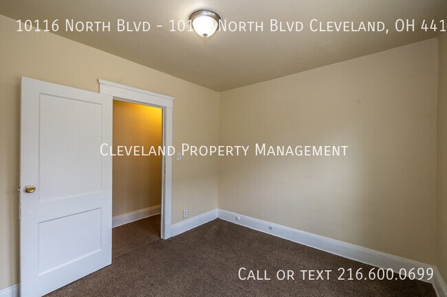 Building Photo - Side-by-side Cleveland Duplex