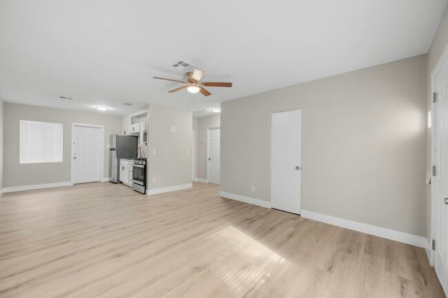 Building Photo - 3836 N 15th Ave