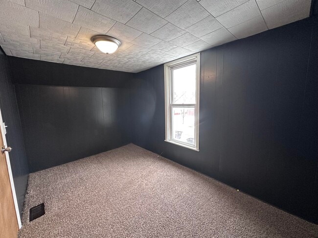 Building Photo - 109 State-N