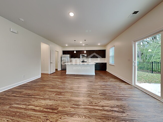 Building Photo - 1120 Alice Smalls Rd