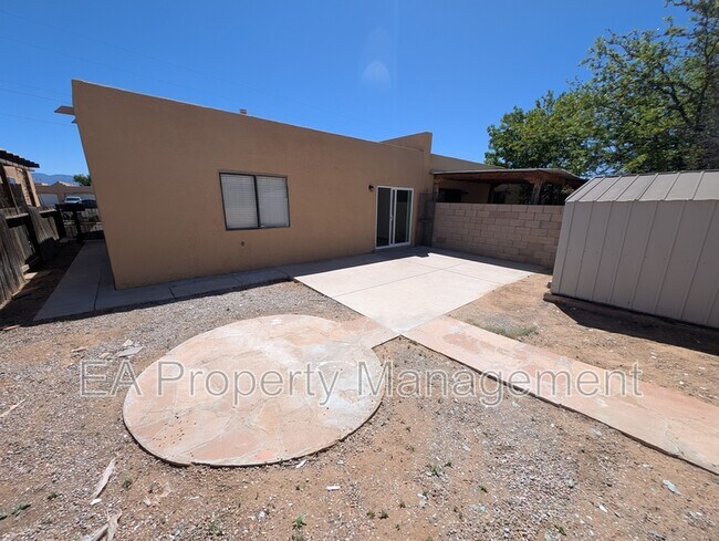 Building Photo - 3301 Schumacher St NW