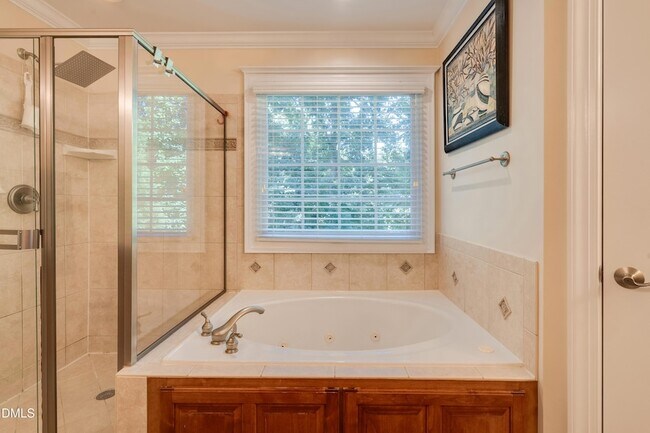 Building Photo - 117 Buckhurst Dr