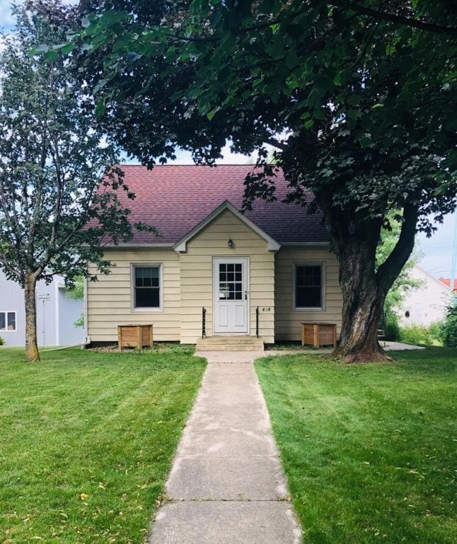 Primary Photo - 414 N Hubert St