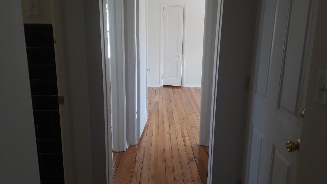 Building Photo - 122 Marsellus Pl