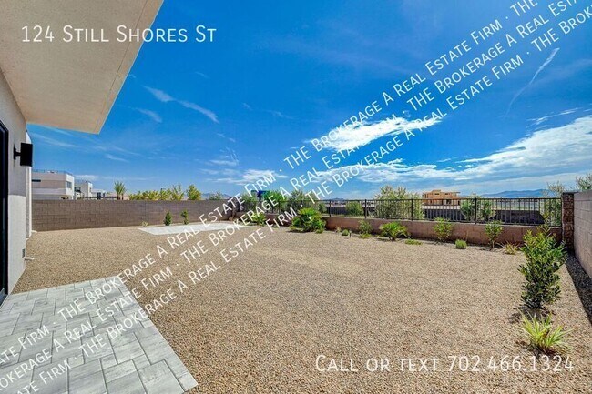 Building Photo - 124 Still Shrs St