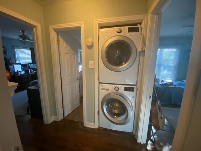 Building Photo - 3801 Avenue G