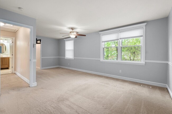 Building Photo - 6420 Thomas Paine Ct