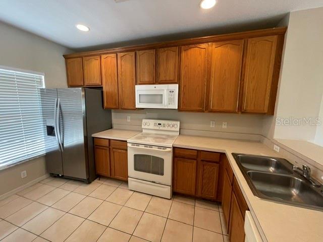 Building Photo - 10817 Savannah Wood Ct