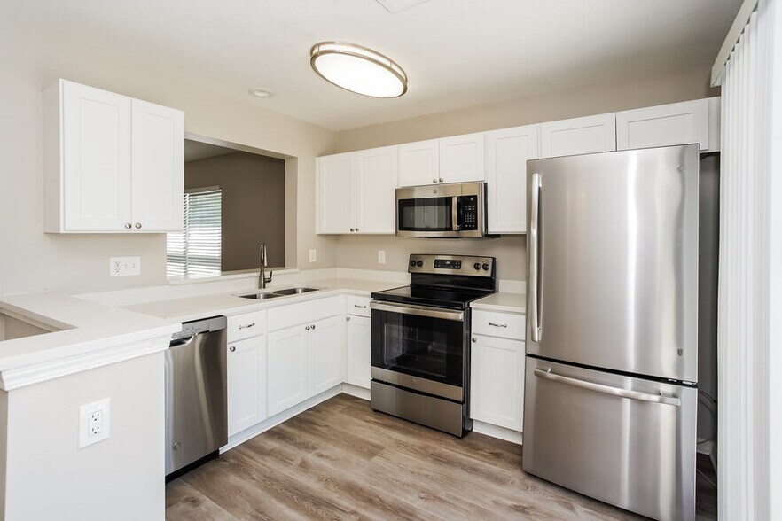 Building Photo - 7446 Oxford Garden Cir