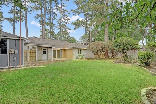Building Photo - 25703 Pepper Ridge Ln