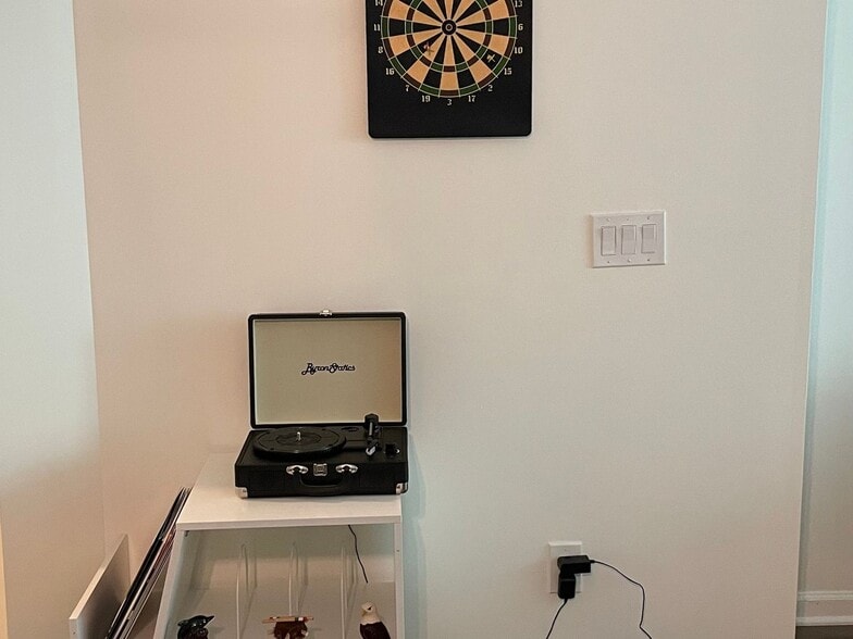 Building Photo - 3150 Woodwalk Dr SE