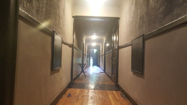 Building Photo - 7536 Dunedin St