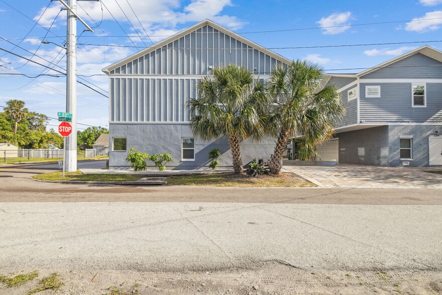 Building Photo - 720 S 22nd St