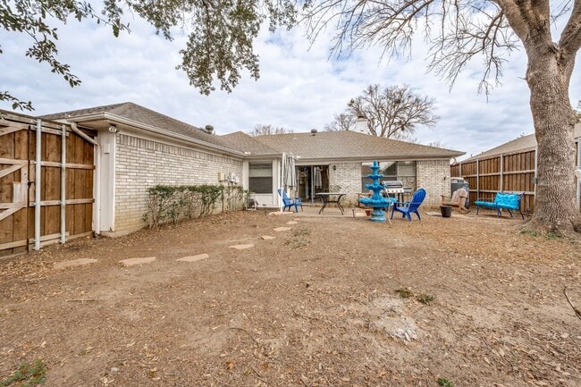 Building Photo - Beautifully Updated Home in Prime Coppell Location - Zoned to Top-Rated Schools!