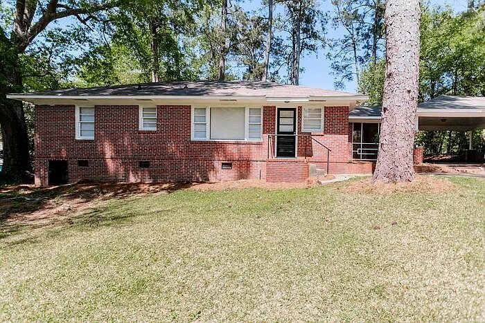 Building Photo - 5272 Boyd Dr