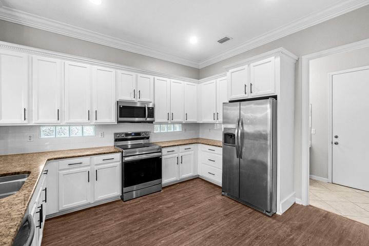 Building Photo - 4045 Key Lime Blvd
