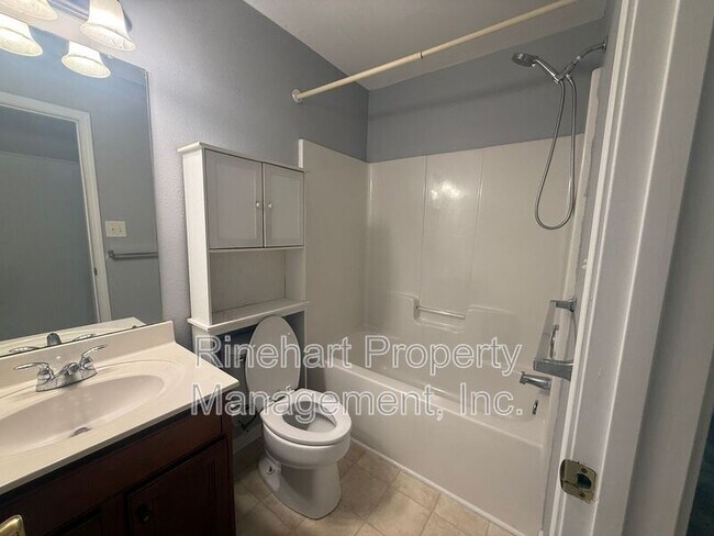 Building Photo - 1458 Harpers Inlet Dr