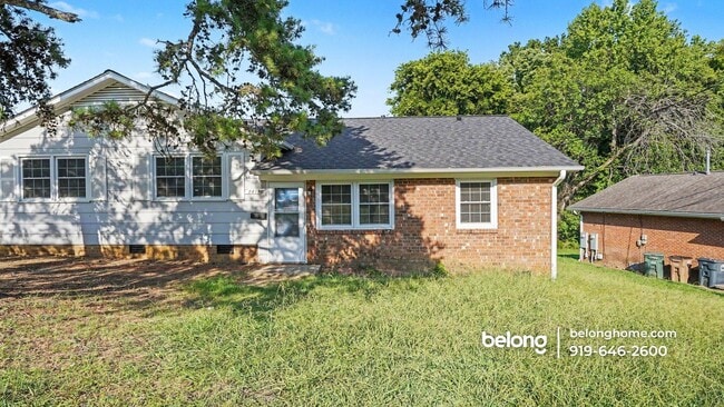 Building Photo - 1419 Ardmore Dr