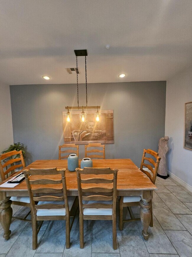 Building Photo - 29718 N 121st Dr