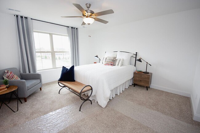 Building Photo - Welcome to the Lily at Clover Ridge! Now O...