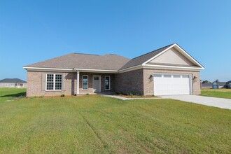 Building Photo - 111 Station Drive