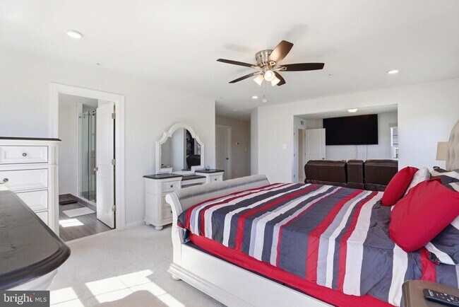 Building Photo - 6702 Savannah Dr