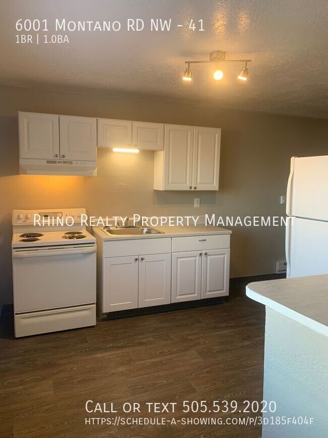 Building Photo - 6001 Montaño Rd NW