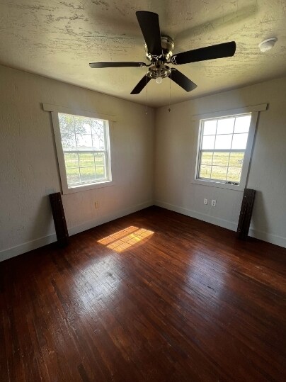 Building Photo - 212 W Broadway