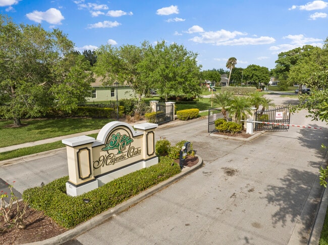 Building Photo - 2575 12th Square SW