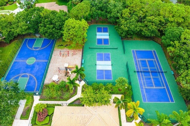 Building Photo - 151 Monterey Way