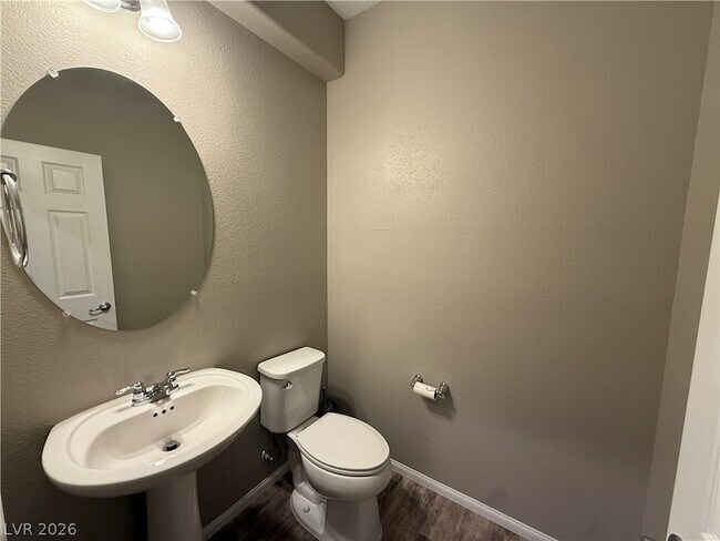 Building Photo - 3197 Arco Ave