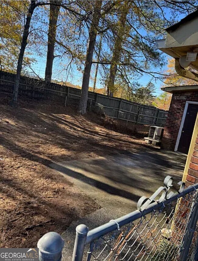 Building Photo - 1152 Pinedale Cir NW