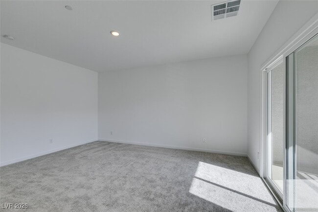 Building Photo - 302 Walsh Peak Ave