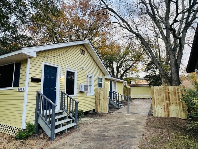 Building Photo - 3993 Lynn St