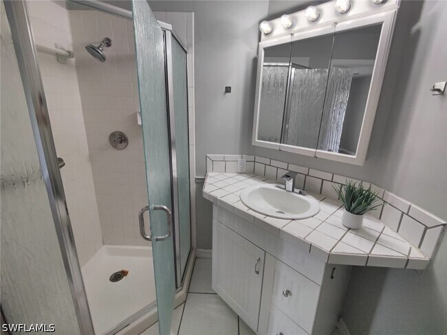 Building Photo - 2668 Kings Lake Blvd