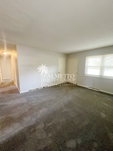 Building Photo - 1583 Lovett St