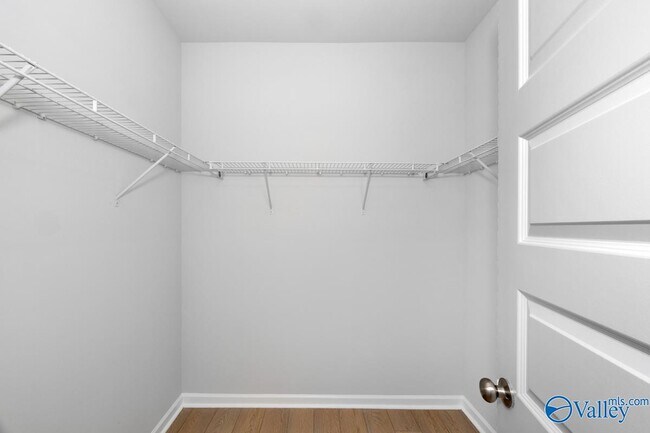 Building Photo - 147 Wolfe Ln