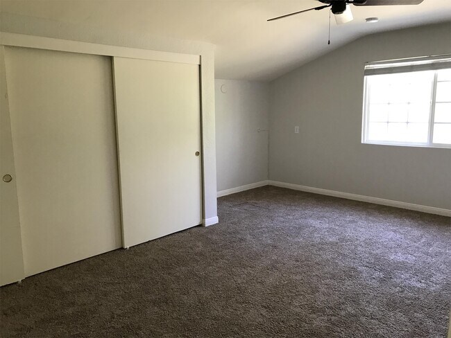 Building Photo - 2132 Dons Way