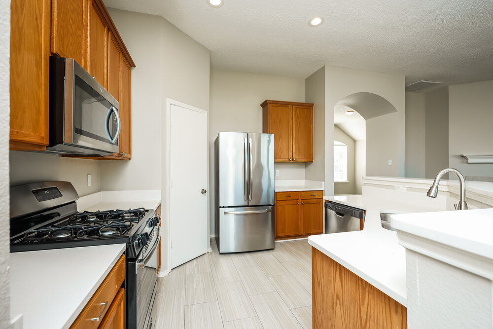 Building Photo - 2133 Acorn Grove