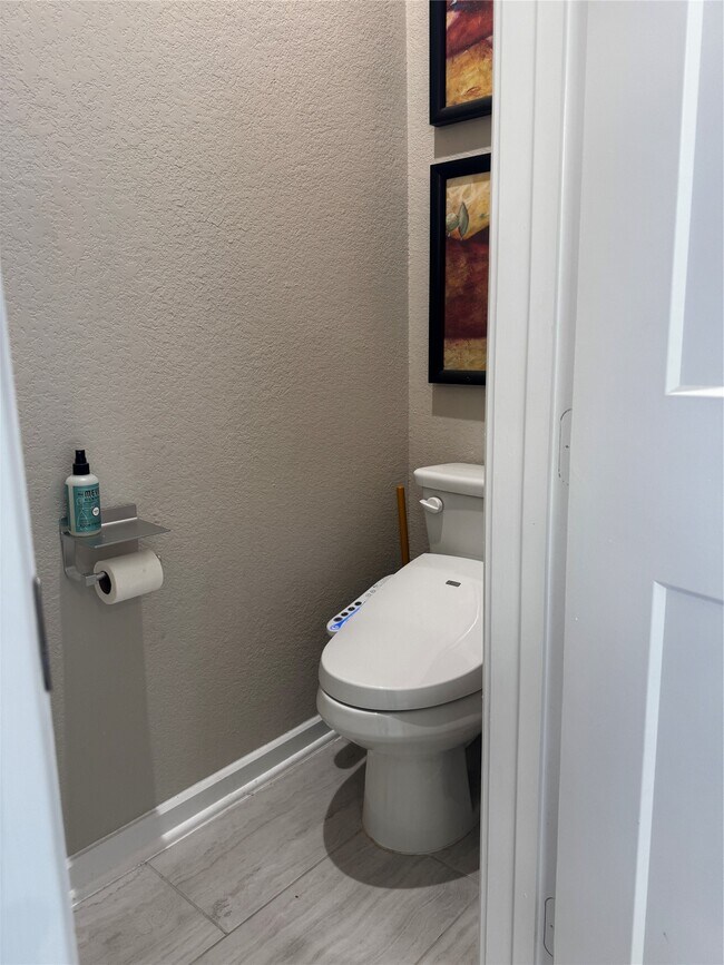 Building Photo - 4594 Silver Moon Dr