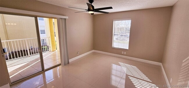 Building Photo - 6339 La Costa Dr