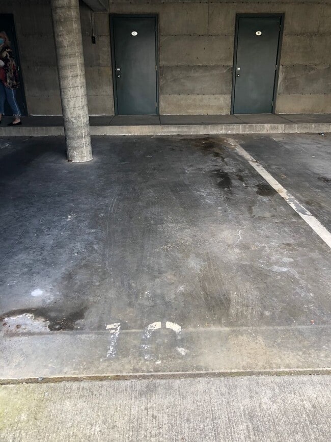 Building Photo - 3 Bed 2 Bath Condo in Bellingham near WWU